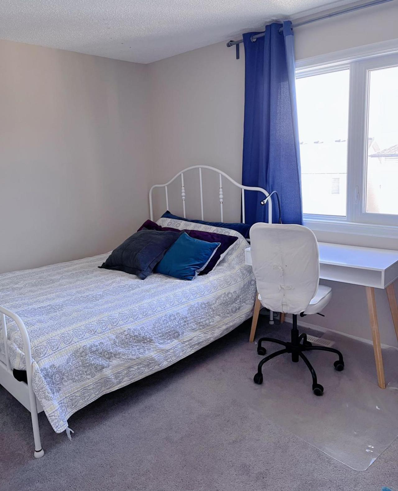 Best Garden House&3 Mins Bus Station Close C-Train&Free Parking YYC Pokoj fotografie